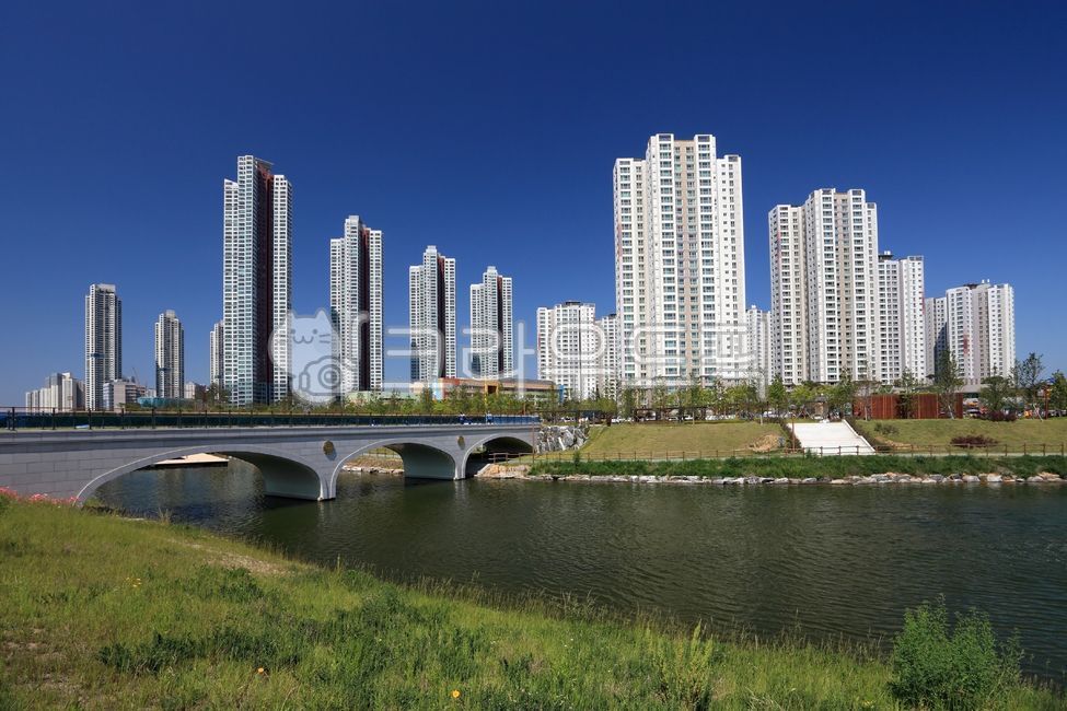 Incheon city,Incheon Metropolitan City,housing,city,Cheongna International City,skyline,house,building,stream,park,sky,highrise building,reflection,Incheon,real estate,lake park,downtown,Seogu,water,new town,residential,Cheongna new town,international cit
