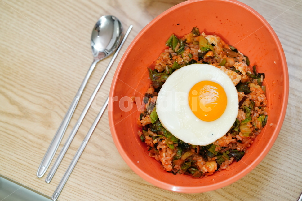 비빔밥,계란후라이,계란,에그,egg,한식,집밥,식사,그릇,먹거리,밥,음식,푸드