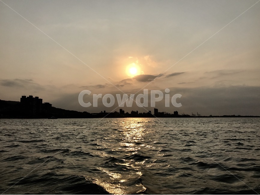 지는해,노을,지고있는,해가지는,river,taiwan,대만,landscape,자연,풍경,nature,landscape,outdoors,옥외,light,빛,flare,플레어,sunlight,햇빛