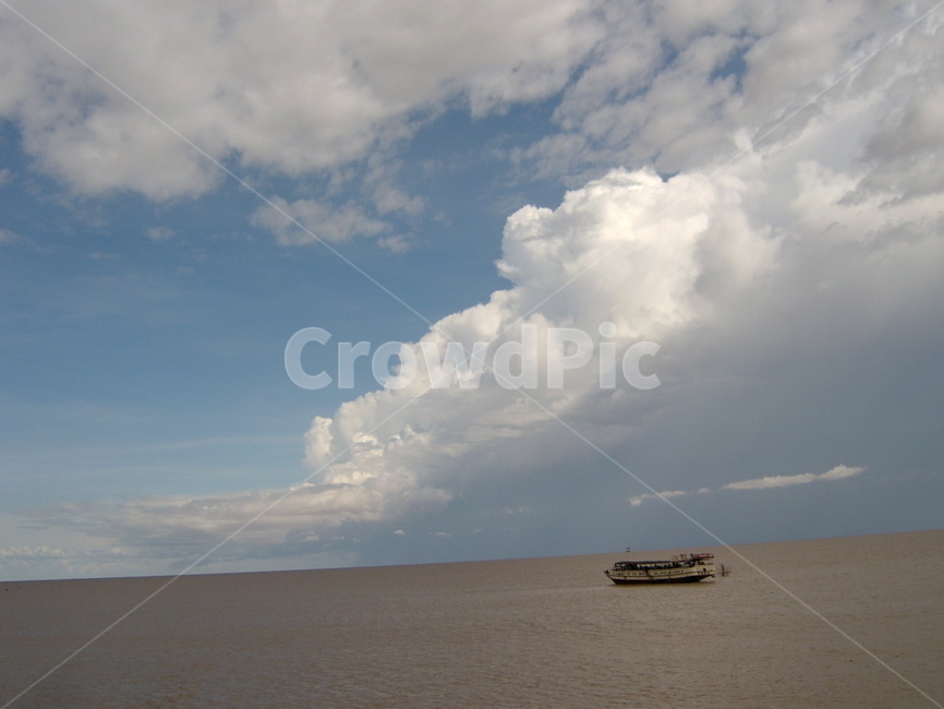 cambodia,캄보디아,톤레샵,호수,톤레샵호수,배,하늘,구름,잔잔