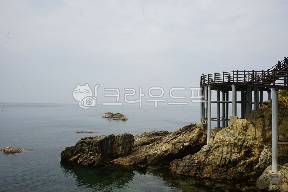 Gangwon-do,Sancheok Beach,sea,Samcheok Jangho Port,candle rock,rock,resort,bridge,overpass