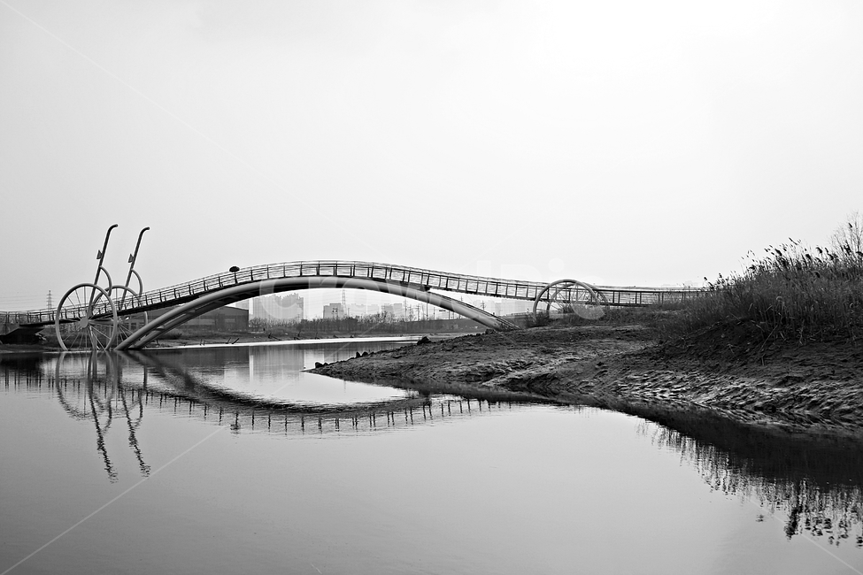 미생의다리,다리,생태공원,자연,풍경,배경,흑백,모노톤,monochrome,black and white,건축물,건물외관,exterior,building,structure,architecture,construction