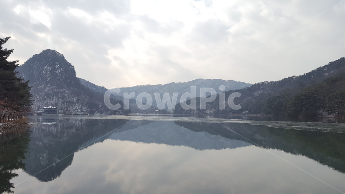 산정호수,포천산정호수,호수,겨울산정호수,눈내린산정호수,눈내린호수,겨울호수