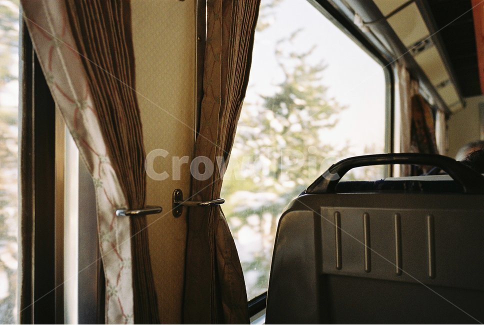 기차,기차안,겨울,기차좌석,기차풍경,고요,train,winter,기차창밖,배경이미지,따스한,교통,교통수단,traffic,transportation