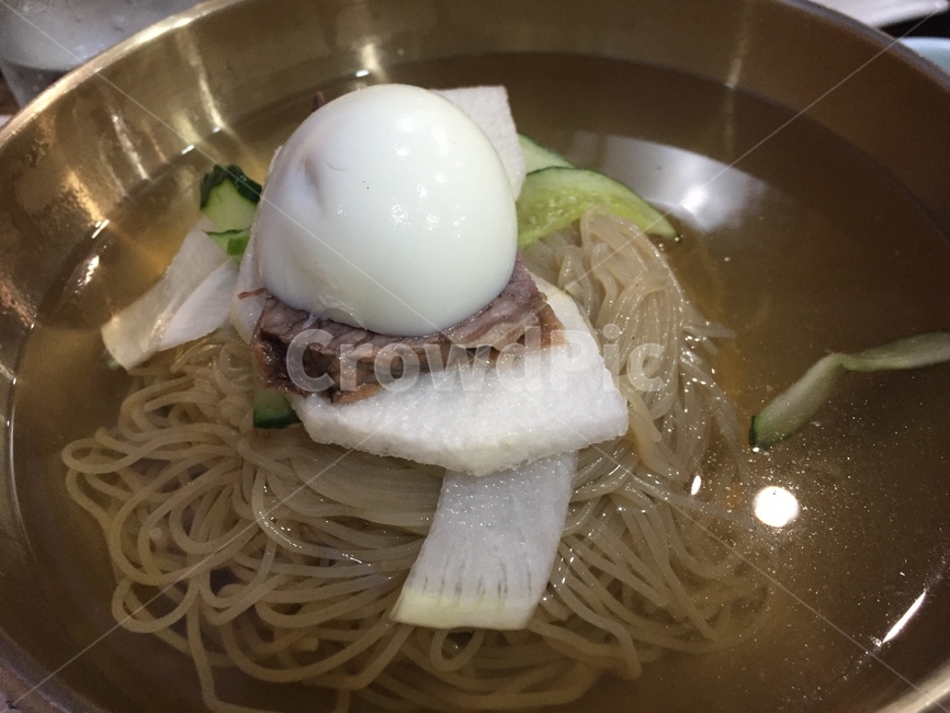 요리,음식,평양냉면,냉면,면류,육수,사발,계란,여름