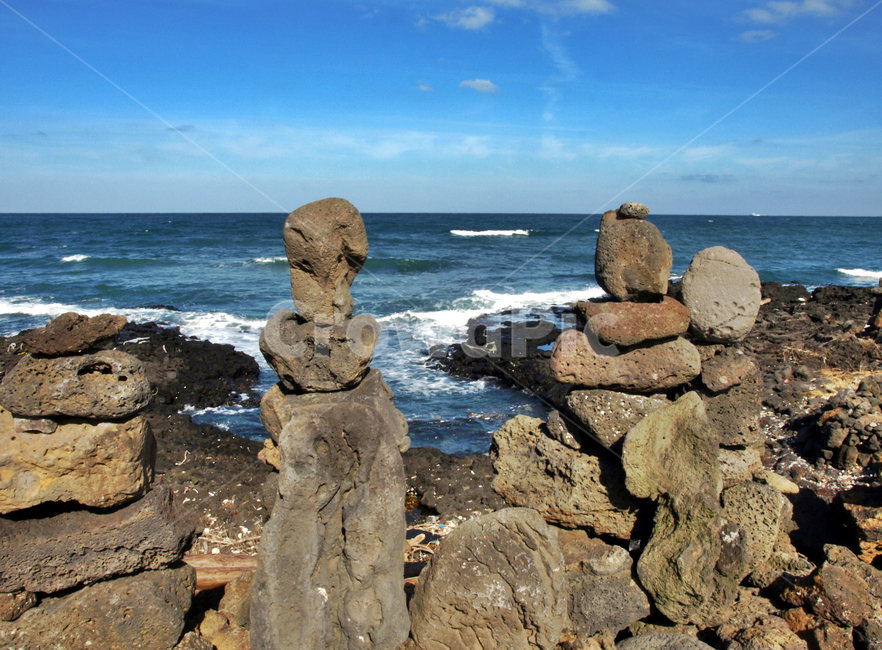 돌탑,해변,올레21코스,올레,제주,푸른하늘,바다,현무암,자연,풍경,nature,landscape,제주도,jeju,jeju island,rubble,파편