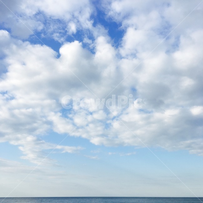 하늘,구름,청량함,맑음,풍경,배경화면,자연,여름하늘,여름,색깔,색상,색채,파랑,하얀색,흰구름,feelingofcolor,nature,landscape,전신주,시원함,cool,sky