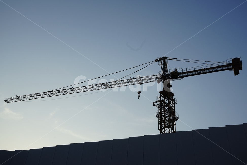 공사장,건축,크레인,고공크레인,공사,하늘,construction,crane,building,site,산업,industry,industrial,건설업,건축업,construction industry