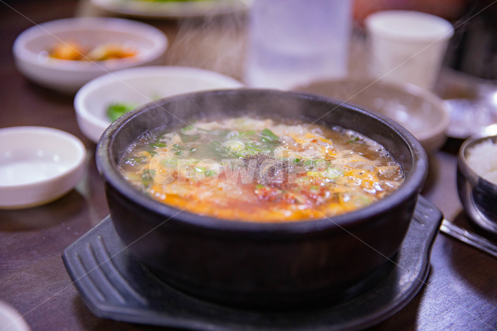 전주,국밥,맛집,겨울,전라도,국,밥,뚝배기,food,음식,soupbowl,요리,식사,bowl,사발,dish,수프그릇,음식,식재료,요리,food,cook,meal,dishes,food reserves,한식,한국음식,한국요리,korean food,korean dishes,korean meal,korean cook