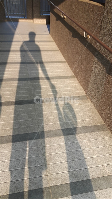 아빠,아들,첫걸음,부자,행복,사람,인물,인간,human,person,가족,패밀리,family,인물실루엣,사람실루엣,character silhouette,human silhouette,floor,바닥,wood,나무,flooring