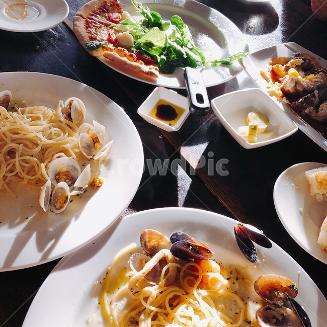 브런치카페,봉골레,파스타,카페,알리오올리오,피자,음식,식재료,요리,food,cook,meal,dishes,food reserves,양식,서양음식,서양요리,western food,western dishes,western meal,western cook