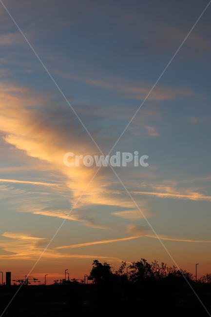일출,아침,해,빛,맑음,구름,자연,풍경,nature,landscape,실루엣,그림자,silhouette,shadow,outdoors,옥외,sky,하늘