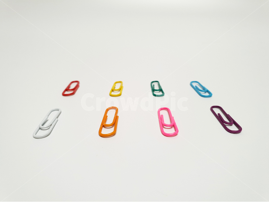 클립,사무실,기업,문방구,학교,백,변색,green,red,개체,blue,yellow,금속,분홍,다채로운,공구,설비,공급,사물,물건,오브젝트,thing,object,matter,연출,컨셉,콘셉,direction,concept