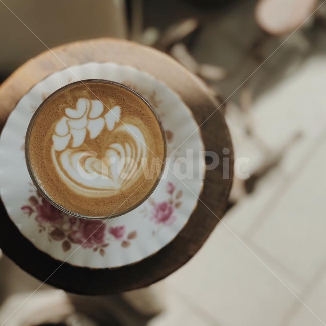 북유럽감성,분위기,꽃,장미,햇살좋은,커피,카페,coffee,cafe,감성,sensible,feeling