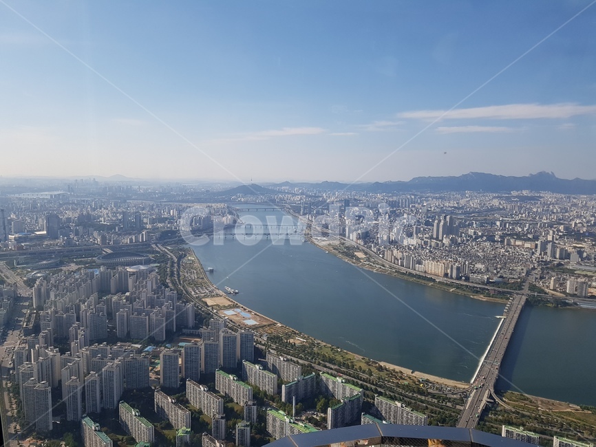 전경,시내,한강,전망,서울,타워,랜드마크,tower,전망대,서울스카이,제2롯데월드,롯데타워,건축물,스카이워크,아파트,하늘,다리,대교,도시,풍경,city,landscape,한국도시풍경,한국도시경관,korea cityscape