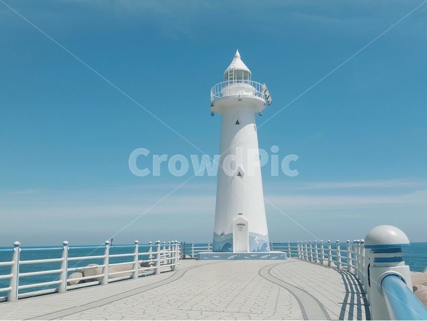 하늘,바다,자연,여름,등대,등대,lighthouse,감성,sensible,feeling,색깔,색상,색채,색감,color sense,color sensitivity,feeling of color