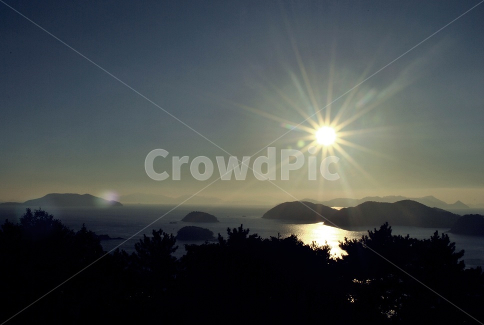 노을,햇빛,바다,통영,골든아워,sunset,sunshine,sea,tongyeong,goldenhour,자연,풍경,nature,landscape,light,빛,flare,플레어