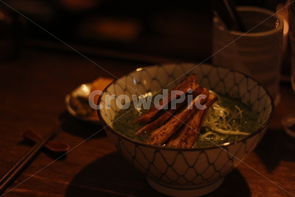 바질,차슈,라멘,일본,음식,맛집,고기,면,요리,면요리,라면,돼지고기,음식점,음식,식재료,요리,food,cook,meal,dishes,food reserves,일식,일본음식,일본요리,Japanese food,Japanese dishes,Japanese meal,Japanese cook