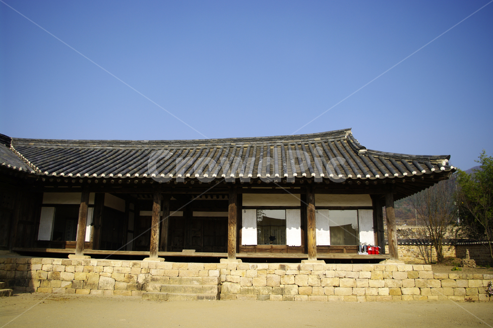 전통가옥,한국,기와집,기와지붕,한옥,한국전통,한국문화,korean traditional,korean culture,건축물,건물외관,exterior,building,structure,architecture,construction
