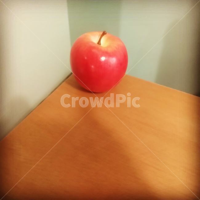 사과,과일,음식,애플,책상,하나