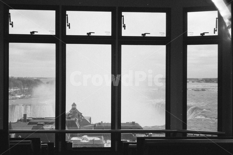 창가,폭포,물,캐나다,나이아가라폭포,흑백필름,흑백,모노톤,monochrome,black and white