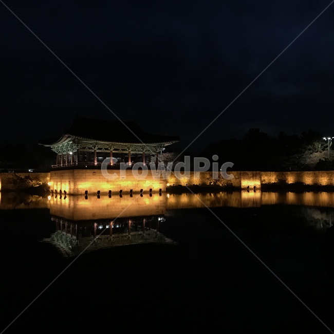 경주,안압지,야경,경주야경,신라시대,유적지,야경,밤,풍경,nightscape,night,landscape,랜드마크,landmark,tourist attraction,한국랜드마크,한국관광지,한국명소,korea landmark,korea tourist attraction,building,건물,architecture,건축물,shrine,신사,worship,예배