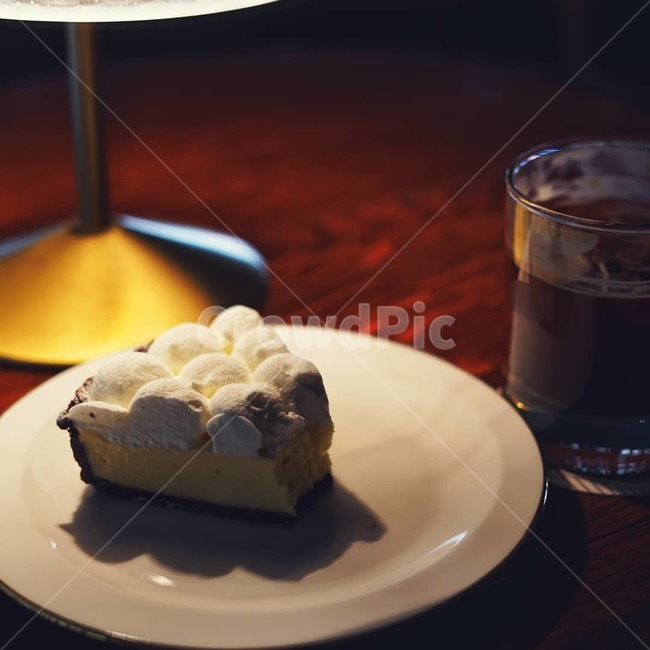 커피,케익,카페,한입,아웃포커싱,힐링,잔잔한,치즈,치즈케이크,아메리카노,감성,음식,식재료,요리,food,cook,meal,dishes,food reserves,디저트,간식,후식,dessert,snack