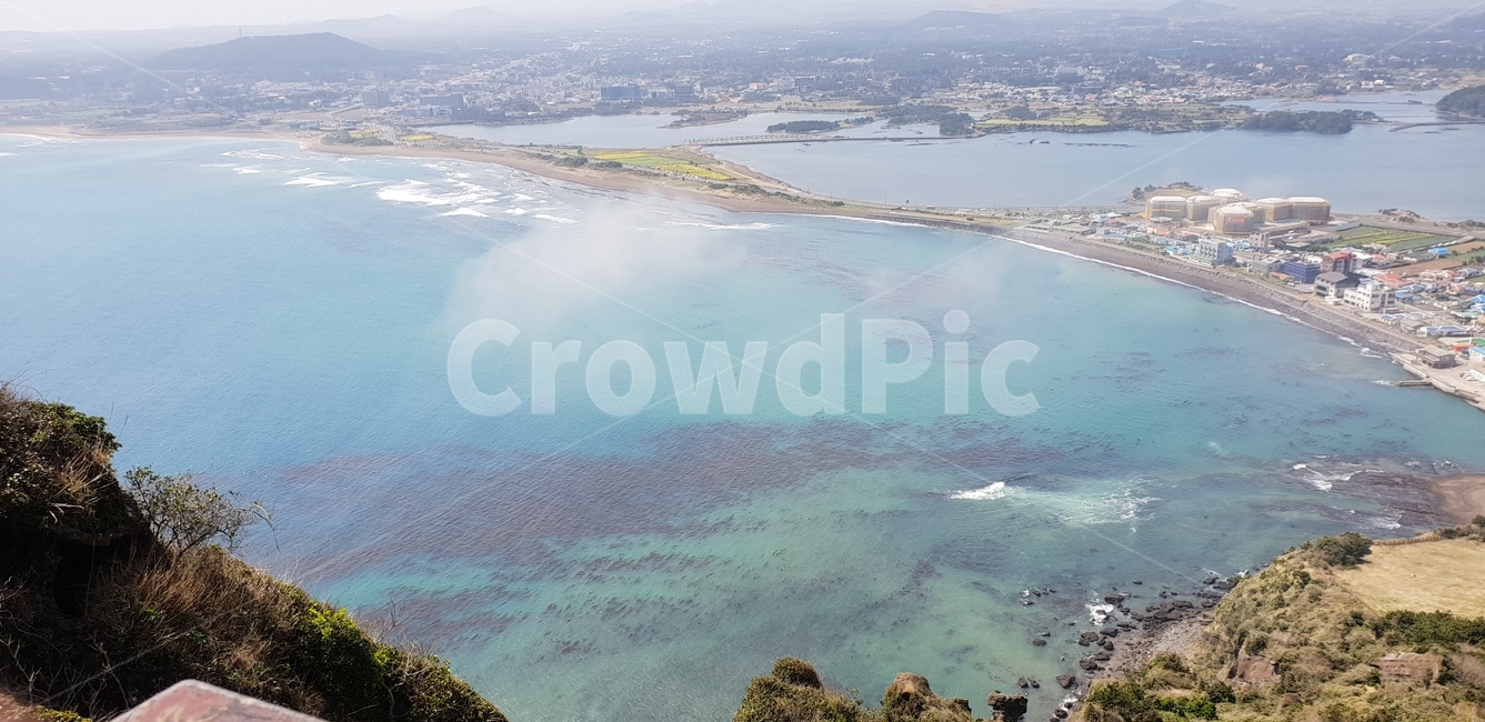 제주도,성산일출봉,일출봉,제주,바다,제주도,jeju,jeju island,시골,마을,풍경,landscape,country,rural,town,nature,자연,outdoors,옥외,scenery,경치,ocean,대양,water,물,sea,land,땅,shoreline,해안선,aerial view,조감도