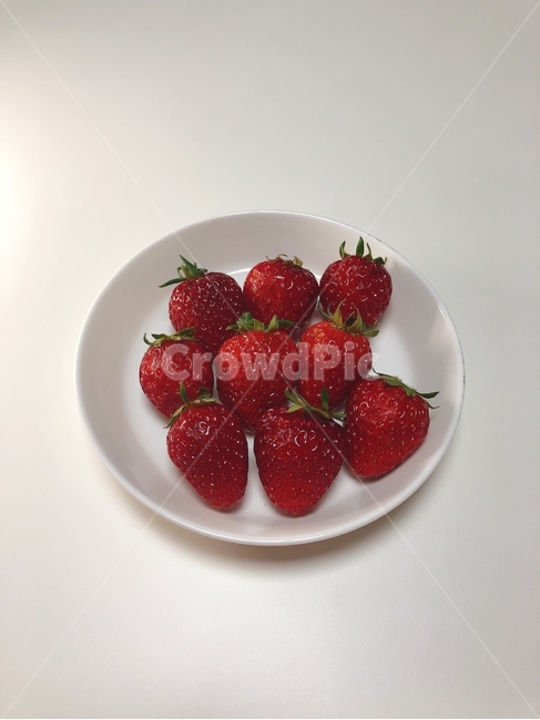 strawberry,딸기,fruit,과일,food,음식,식품,식재료,과일류,간식