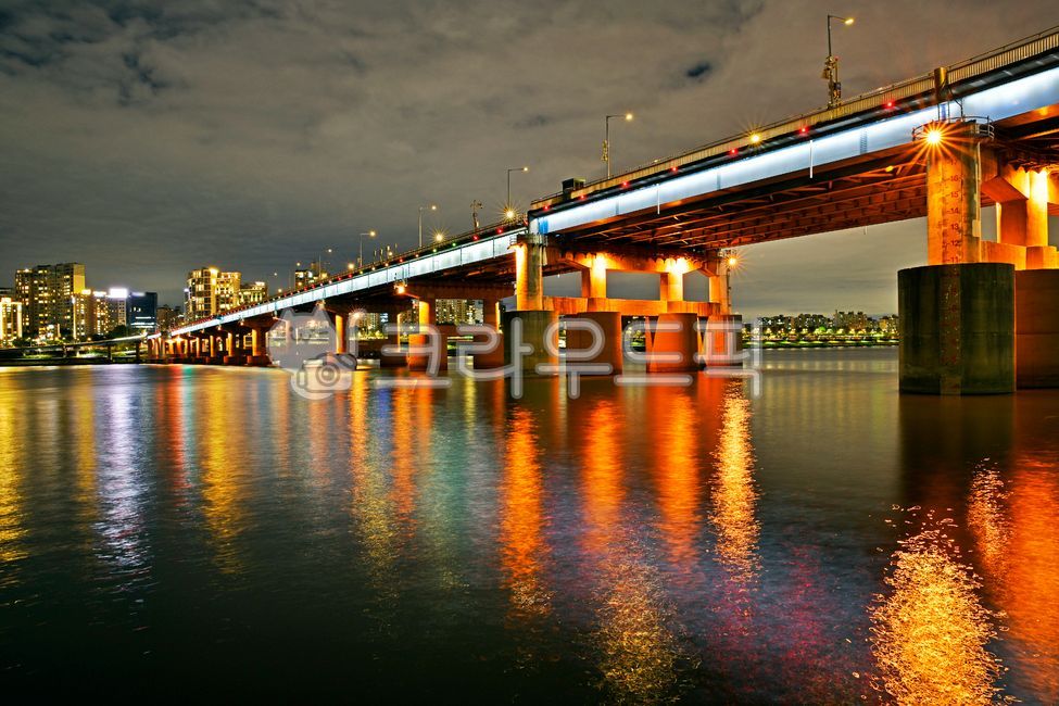 Han River Bridge,reflection,light,Yeongdong Bridge,Han River night view,Han River