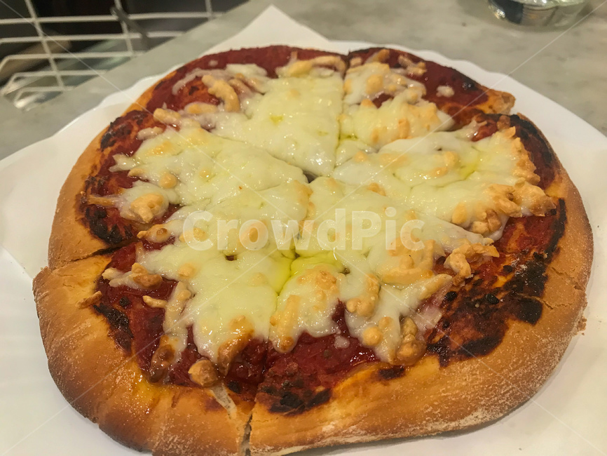 피자,마르게리따,마르게리타,pizza,음식,food,이태리음식,이탈리아음식,이탈리아요리,화덕피자,margheritapizza,마르게리따피자,치즈피자,치즈,모짜렐라,모짜렐라치즈,음식,식재료,요리,food,cook,meal,dishes,food reserves,양식,서양음식,서양요리,western food,western dishes,western meal,western cook