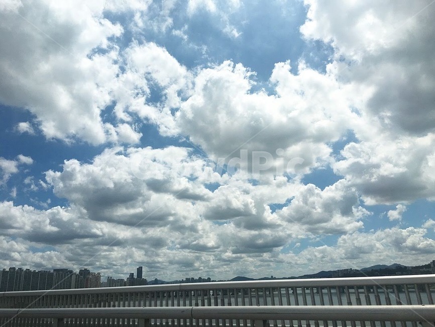 하늘,도시,풍경,구름,자연,sky,city,landscape,cloud,nature,풍경사진,서울,seoul,여의도,도시,풍경,city,landscape,한국도시풍경,한국도시경관,korea cityscape,outdoors,옥외,road,도로