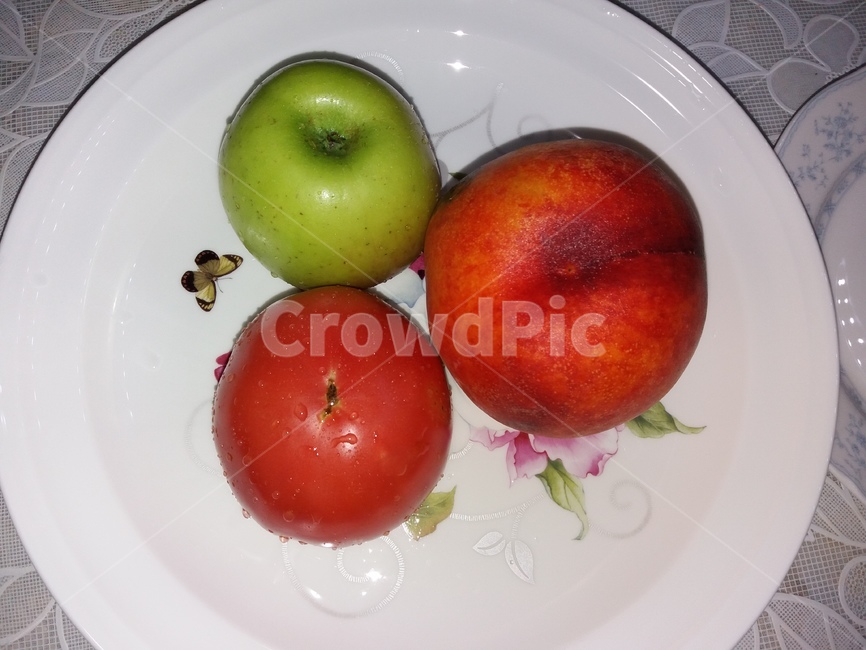 아오리사과,토마토,복숭아,빨강색,접시,사과,food,식품,fruit,과일,plant,식물,음식,식재료,요리,food,cook,meal,dishes,food reserves,과일,열매,fruit