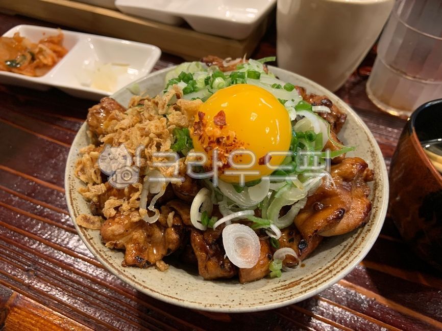 Daechang Rice Bowl,rice bowl,egg,Gyudon,plate,bowl,food,Hormone building,brunch