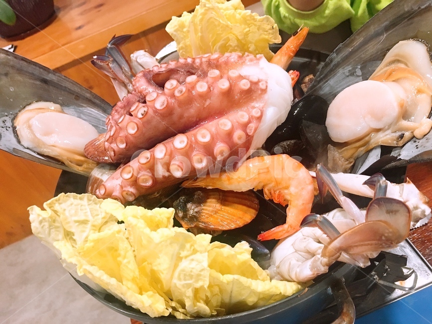 해물찜,해물탕,문어,조개찜,새우,찌개,음식,식재료,요리,food,cook,meal,dishes,food reserves,수산물,해산물,fishery products,seafood