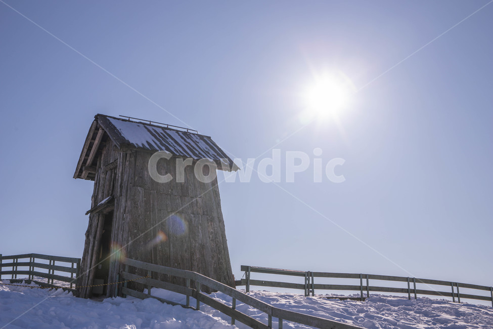 초가집,태양,설경,초원,목장,벌판,겨울,계절,winter,season,자연,풍경,nature,landscape