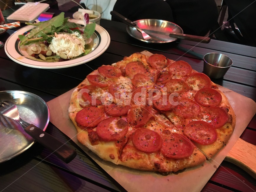 피자,음식,페퍼로니,페퍼로니피자,pizza,음식,식재료,요리,food,cook,meal,dishes,food reserves,양식,서양음식,서양요리,western food,western dishes,western meal,western cook