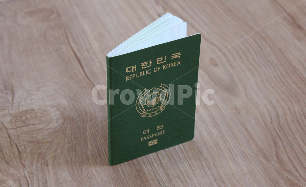 여권,한국여권,passport,대한민국여권,id,사물,물건,business,card,citizen,emigration,identification,identity,international,korea,pass,republicofkorea,security,wooden,여행,휴가,traveling,vacation,trip,사물,물건,오브젝트,thing,object,matter