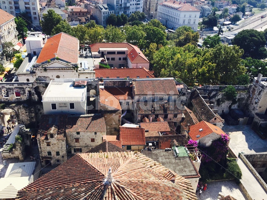 전망,풍경,유럽풍경,하늘,건물,집,지붕,푸른하늘,건축물,유럽집,유럽건물,유럽건축물,유럽의풍경,나무,골목,조감도,낮풍경,크로아티아,두브르브니크,view,prospect,europeanlandscape,sky,building,architecture,house,europeanhouse,tree,alley,eyeview,landscape,croatia,dubrovnik,houses,주황,주황색,집들,유럽집들,orange