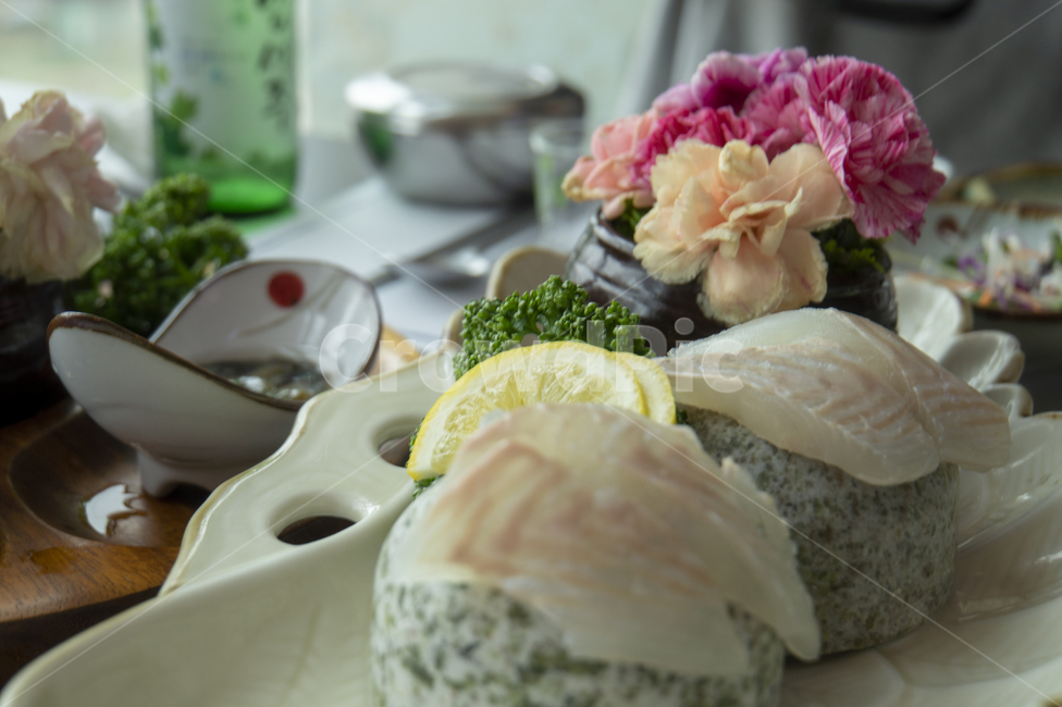 광어회,광어,생선회,해산물,날것,횟집,음식,식재료,요리,food,cook,meal,dishes,food reserves,수산물,해산물,fishery products,seafood