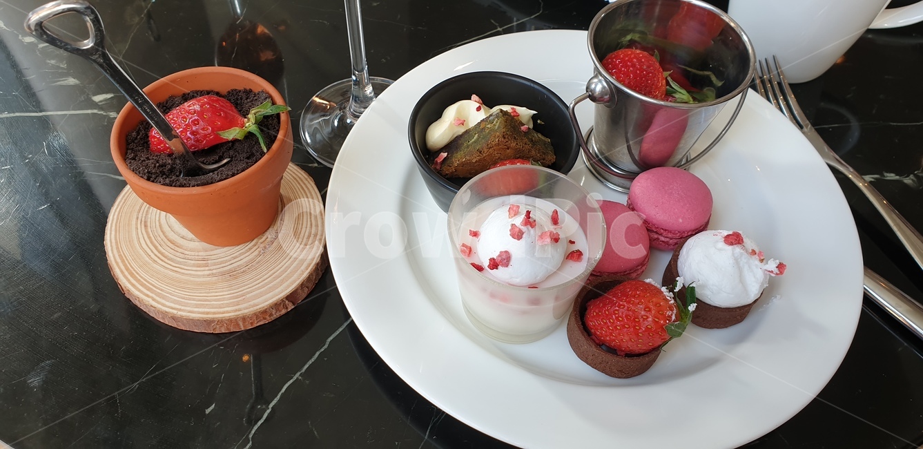 딸기뷔페,딸기,모모카페,디저트,스트로베리,디저트,간식,후식,dessert,snack