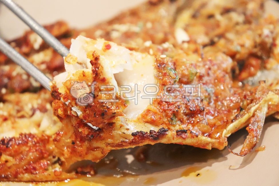 Braised nose bridge,Korean cuisine,Korean food,Steamed nose bridge,Korean,stewed fish,kfood,koreafood,Grilled Fish,nose bridge,koreanfood