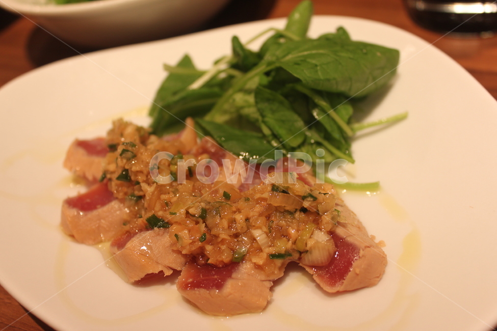타다키,참치타다끼,참치타다키,일식요리,오사카음식,음식,식재료,요리,food,cook,meal,dishes,food reserves,수산물,해산물,fishery products,seafood,일식,일본음식,일본요리,Japanese food,Japanese dishes,Japanese meal,Japanese cook