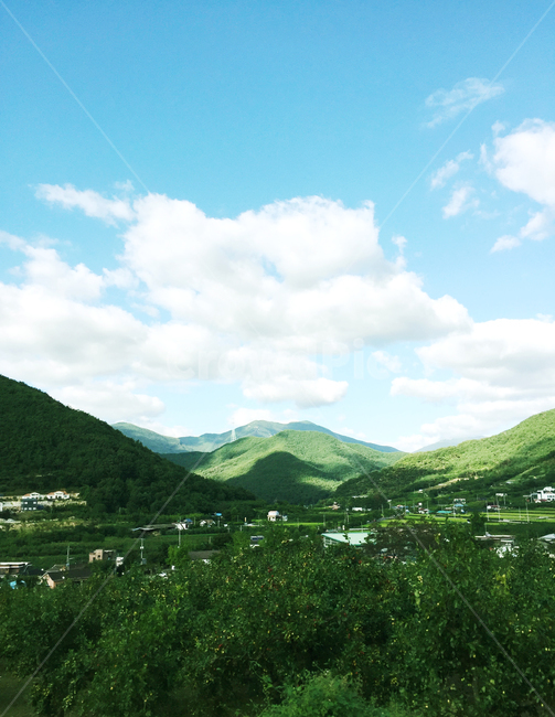 nature,자연,하늘,sky,구름,cloud,산,그림자,mountain,맑은하늘,언덕,hill,landscape,풍경,자연,풍경,nature,landscape,outdoors,옥외