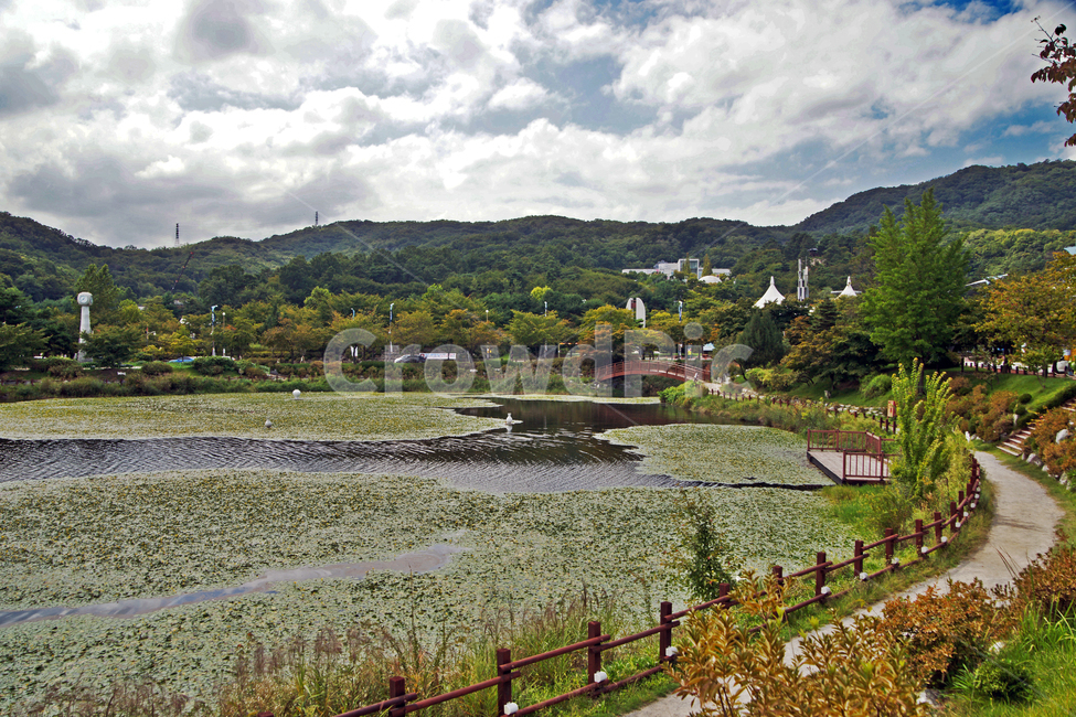 분수,설봉공원,설봉산,이천시,호수,저수지,신록,자연,산책로,구름