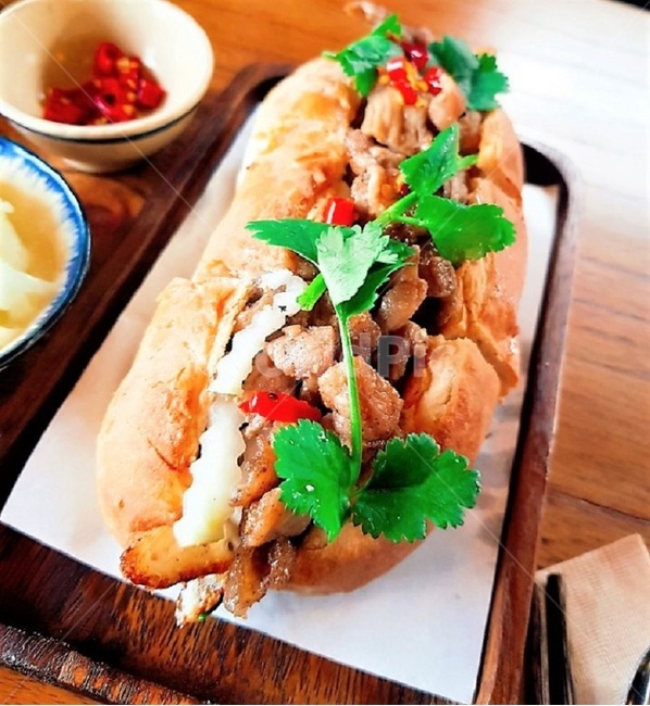 샌드위치,바게트,먹다,음식,맛있는,식사,sandwich,baguette,eating,food,delicious,dish,음식,식재료,요리,food,cook,meal,dishes,food reserves