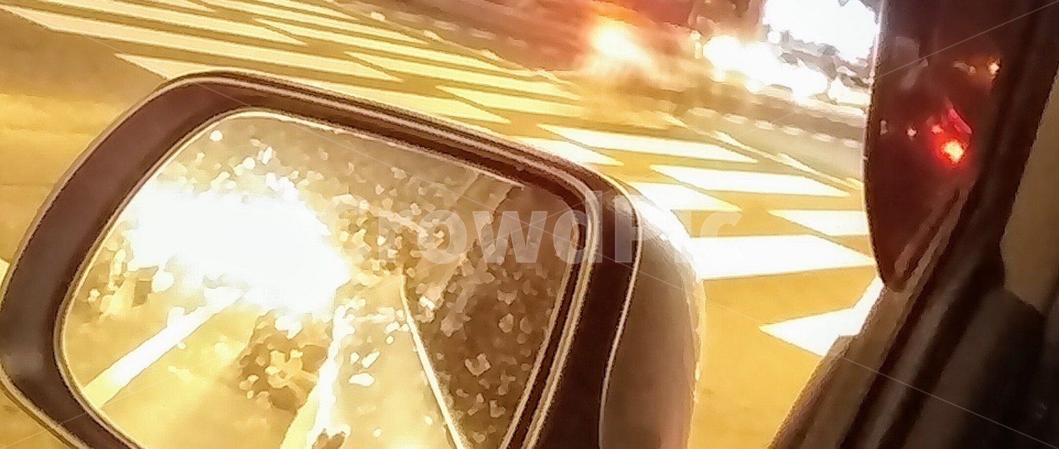 차,신호등,운전,불빛,반사,야경,밤,풍경,nightscape,night,landscape,교통,교통수단,traffic,transportation