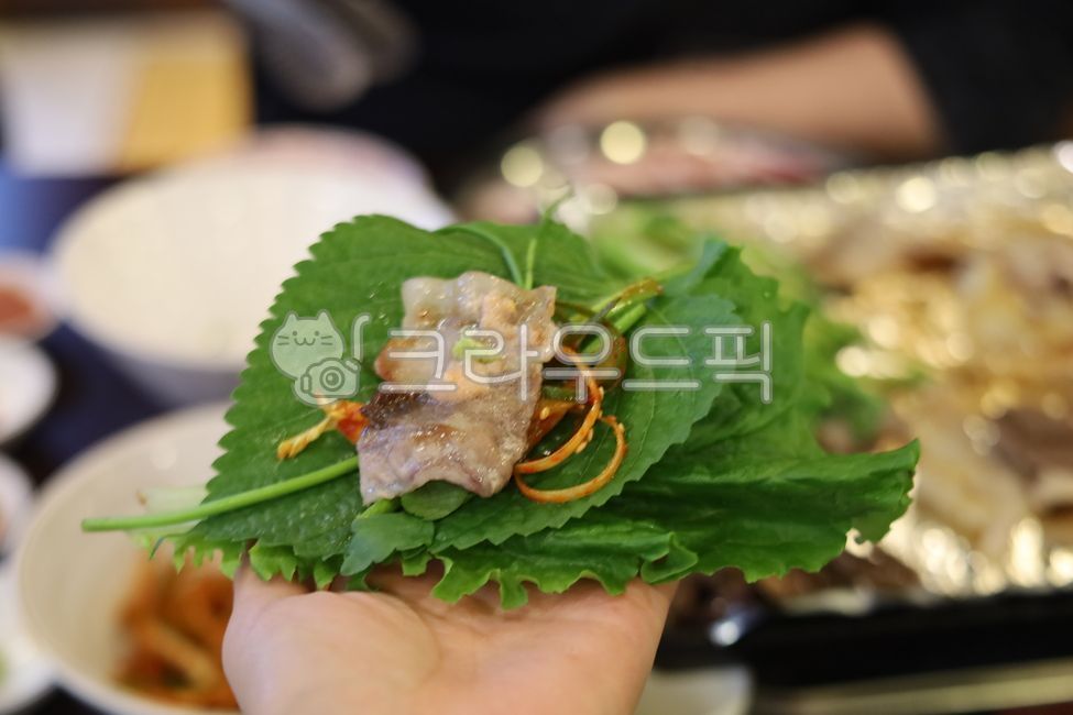 고기집, 고깃집, 냉삼, 냉동삼겹살, 상추쌈, 사진,이미지,일러스트,캘리그라피 - 산타고라니작가