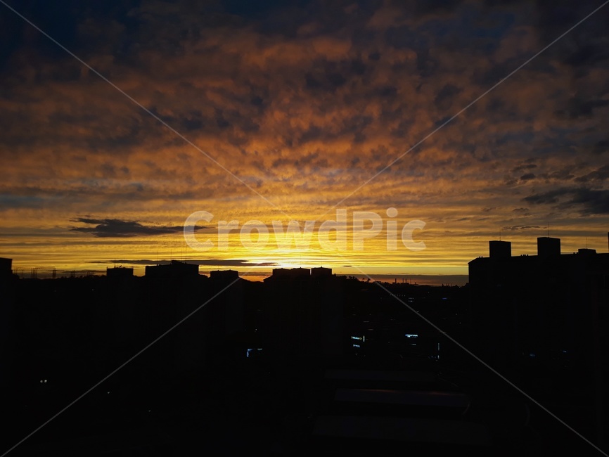 nature,자연,dusk,황혼,dawn,새벽,sky,하늘,sunset,일몰,redsky,붉은하늘,sunlight,햇빛,outdoors,옥외