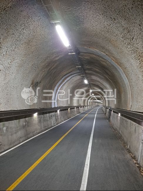 tunnel,터널,건축물,trevel,시멘트,cement